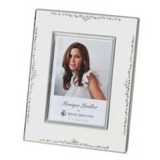 Modern Love Photoframes - 2 sizes