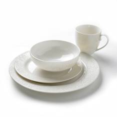 Lucille Gold 16 Piece Dinner Set